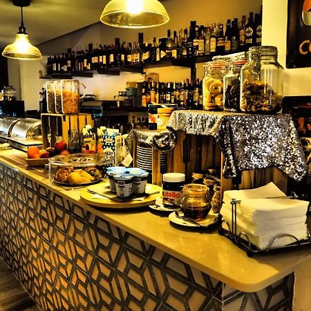 Adelphi Boutique Hotel Рабат Екстериор снимка