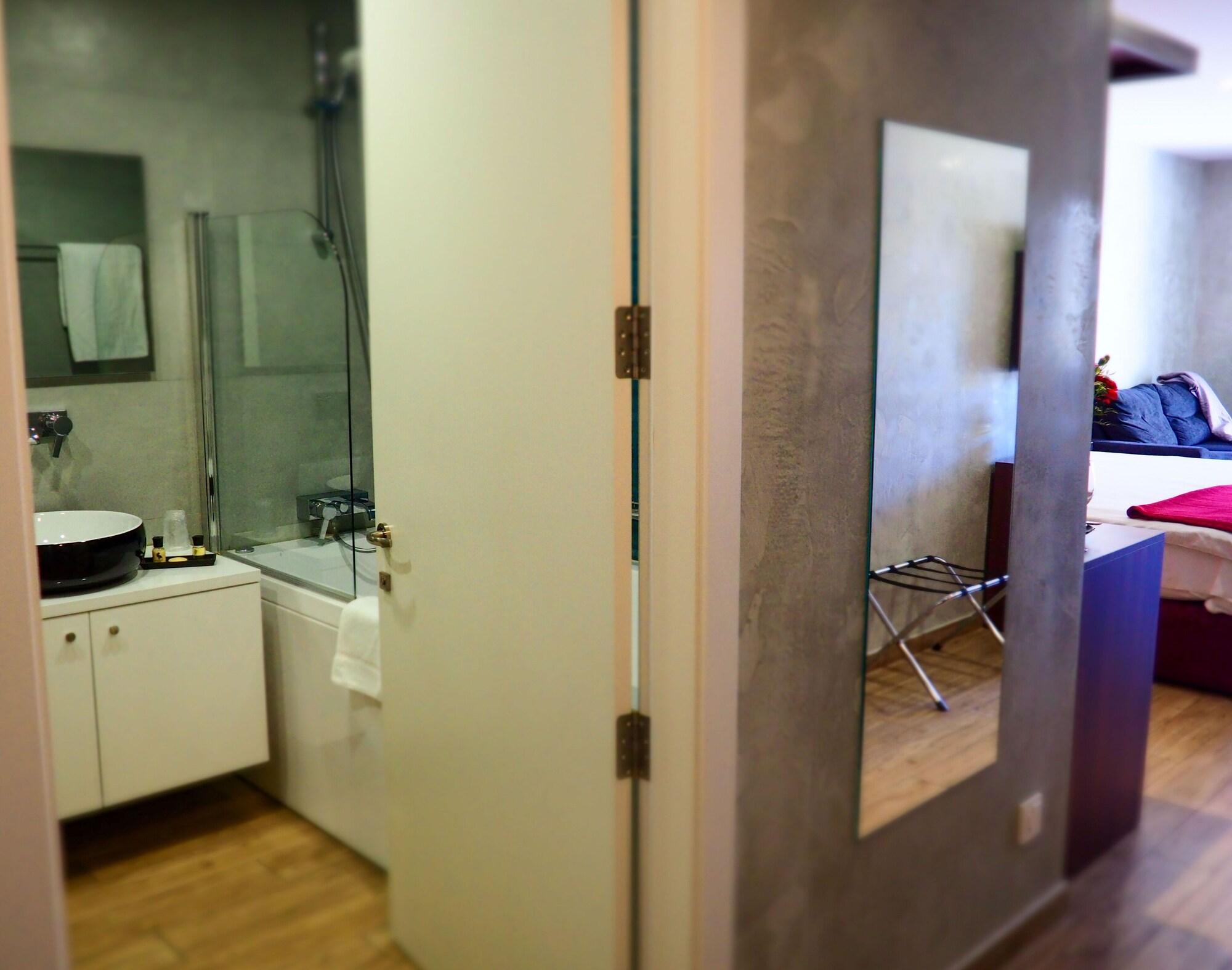 Adelphi Boutique Hotel Рабат Екстериор снимка