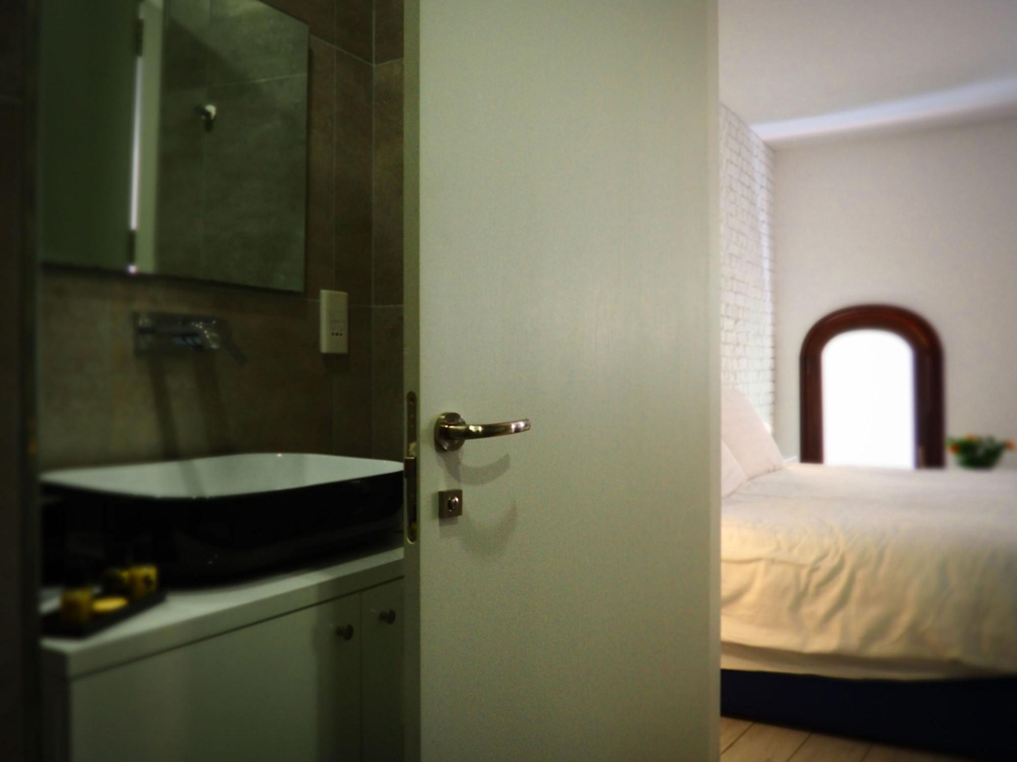 Adelphi Boutique Hotel Рабат Екстериор снимка